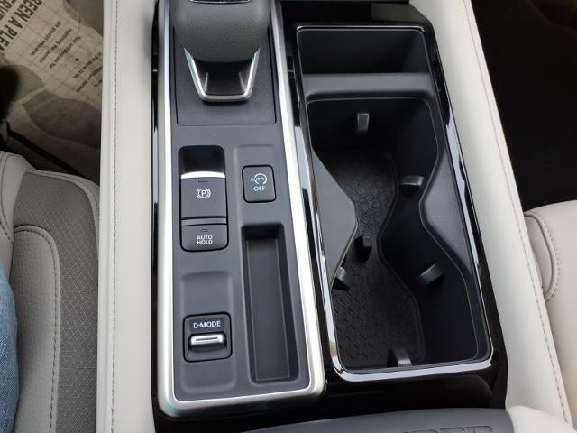 2026 Nissan Pathfinder SL 2WD