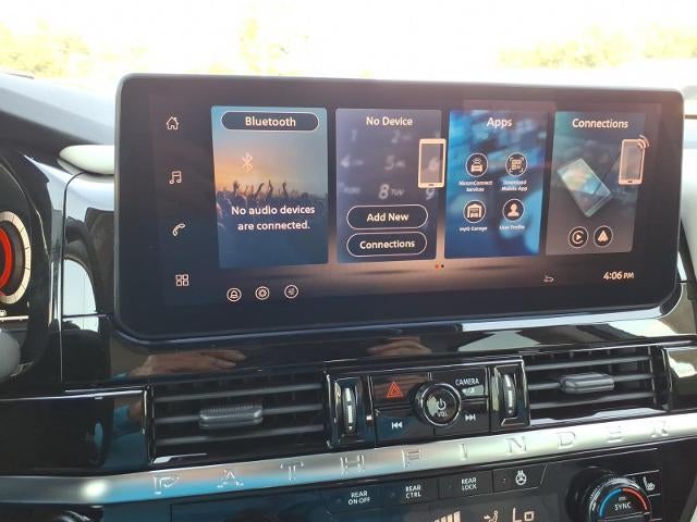 2026 Nissan Pathfinder SL 2WD