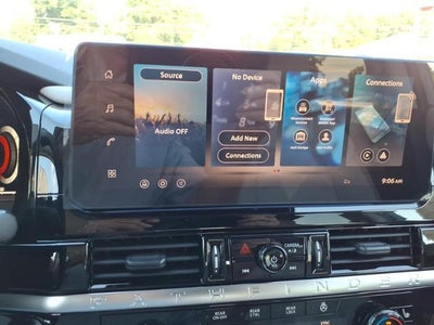 2026 Nissan Pathfinder SL 2WD