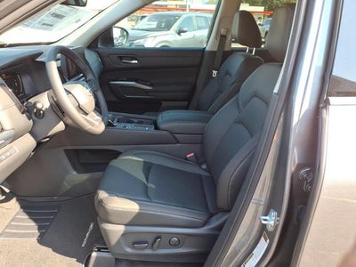 2026 Nissan Pathfinder SL 2WD