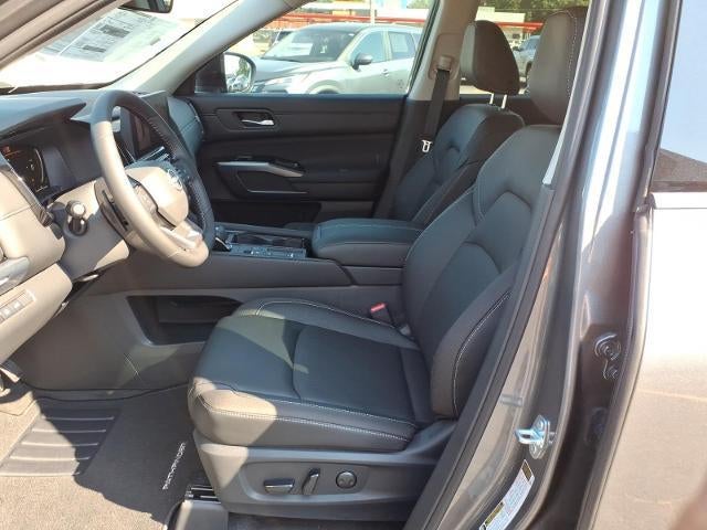 2026 Nissan Pathfinder SL 2WD