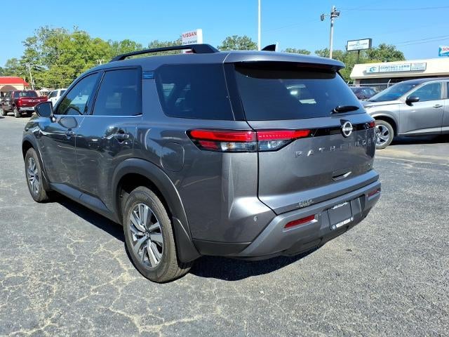 2026 Nissan Pathfinder SL 2WD
