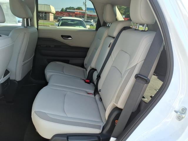2026 Nissan Pathfinder SL 2WD