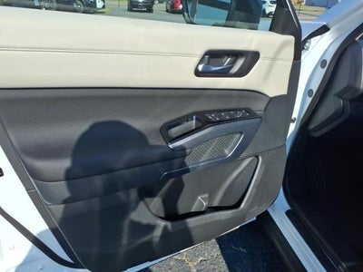 2026 Nissan Pathfinder SL 2WD