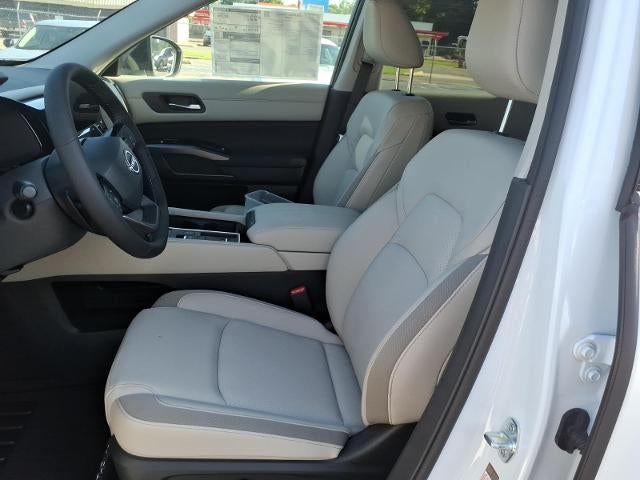 2026 Nissan Pathfinder SL 2WD
