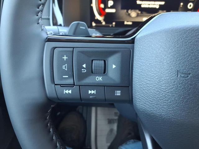 2026 Nissan Pathfinder SL 2WD