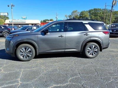 2026 Nissan Pathfinder SL 2WD