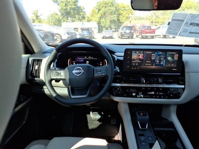 2026 Nissan Pathfinder SL 2WD