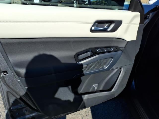 2026 Nissan Pathfinder SL 2WD
