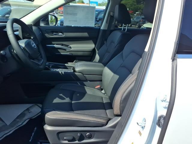 2026 Nissan Pathfinder SL 2WD