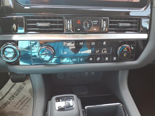 2026 Nissan Pathfinder SL 2WD