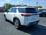 2026 Nissan Pathfinder SL 2WD