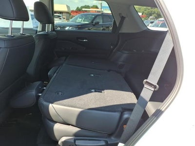 2026 Nissan Pathfinder SL 2WD