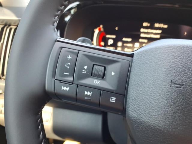 2026 Nissan Pathfinder SL 4WD
