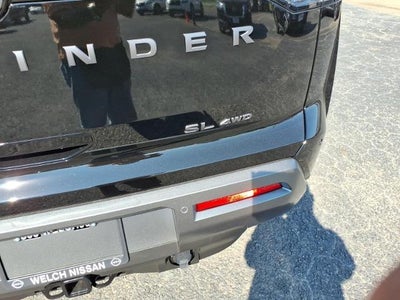 2026 Nissan Pathfinder SL 4WD