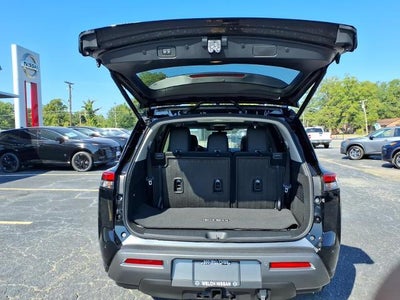 2026 Nissan Pathfinder SL 4WD