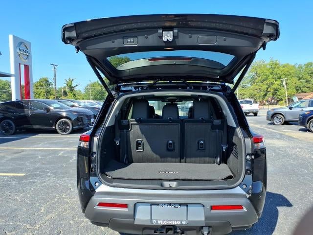 2026 Nissan Pathfinder SL 4WD