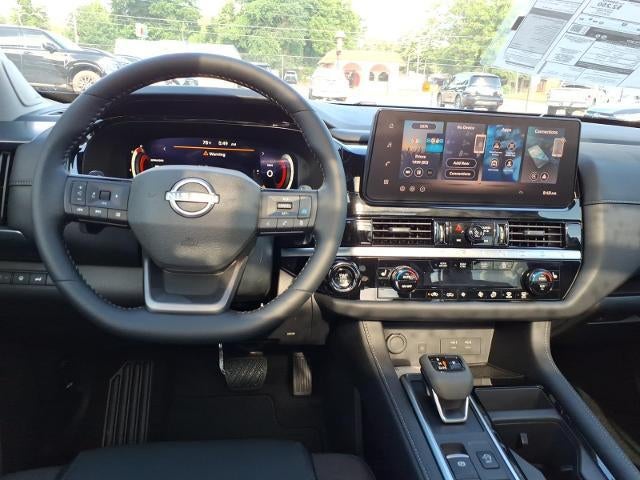 2026 Nissan Pathfinder SL 2WD
