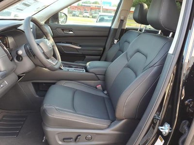 2026 Nissan Pathfinder SL 2WD