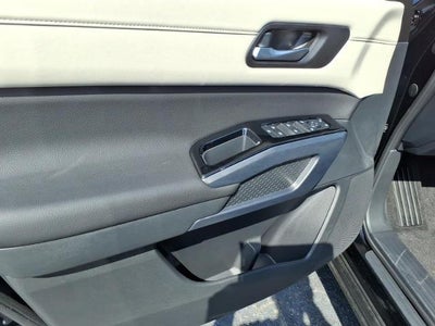 2026 Nissan Pathfinder SL 2WD