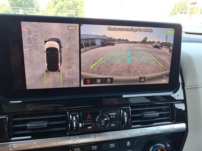 2026 Nissan Pathfinder SL 2WD