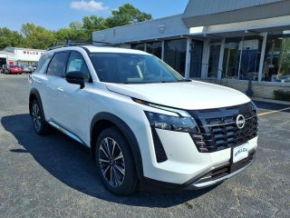 2026 Nissan Pathfinder Platinum 4WD