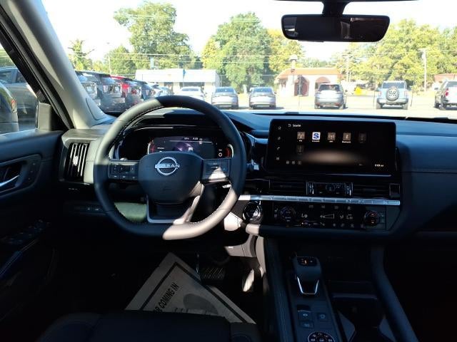 2026 Nissan Pathfinder Platinum 4WD