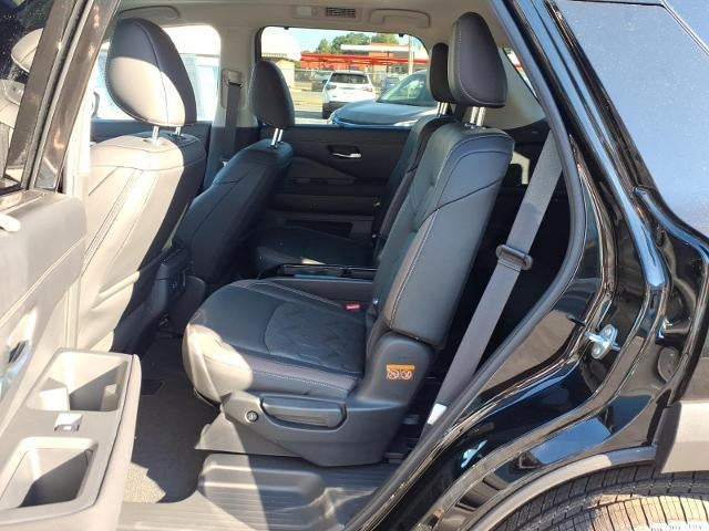 2026 Nissan Pathfinder Platinum 4WD