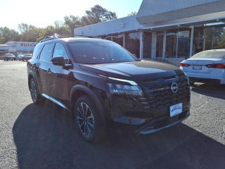 2026 Nissan Pathfinder Platinum 4WD