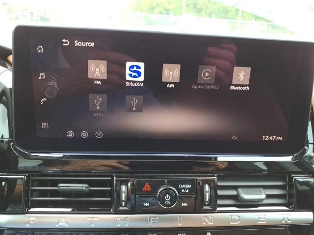 2026 Nissan Pathfinder Platinum 2WD
