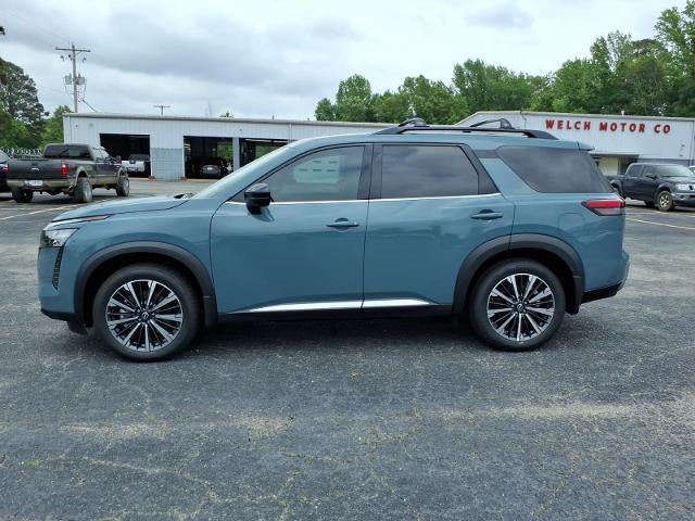 2026 Nissan Pathfinder Platinum 2WD