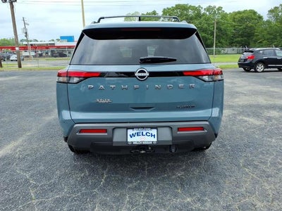 2026 Nissan Pathfinder Platinum 2WD