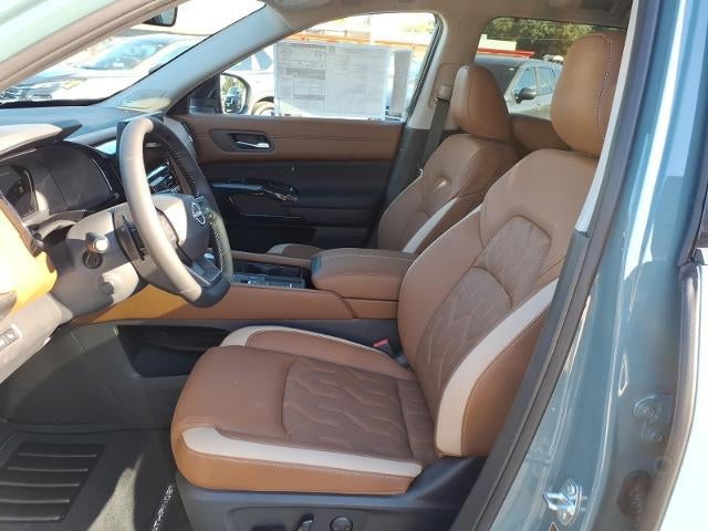 2026 Nissan Pathfinder Platinum 2WD