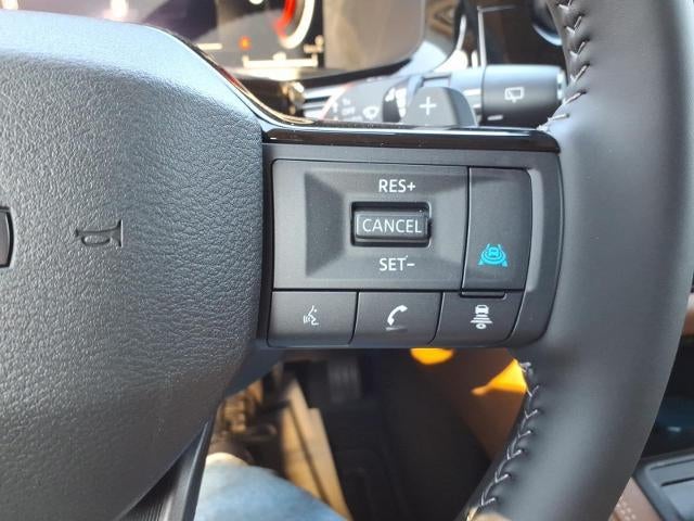 2026 Nissan Pathfinder Platinum 2WD