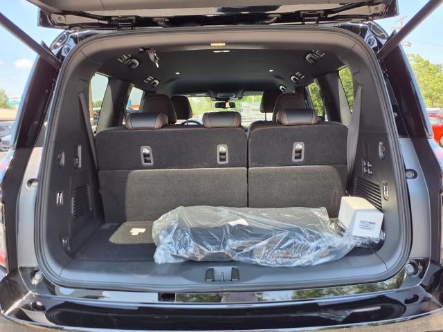 2025 Nissan Armada 4x4 SL