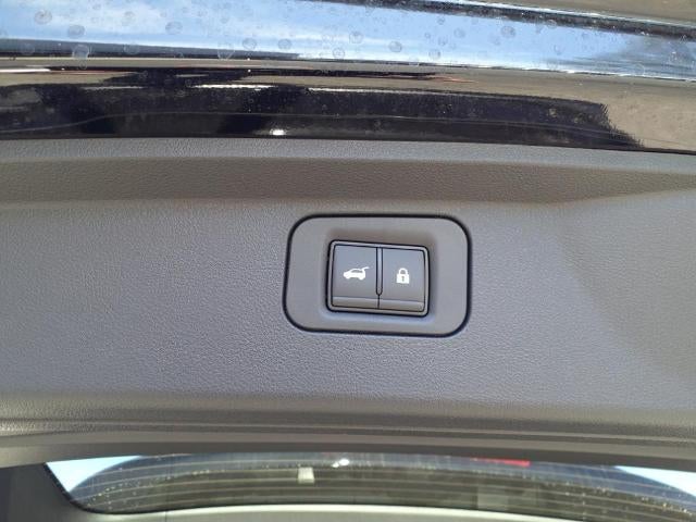 2025 Nissan Armada 4x2 SL