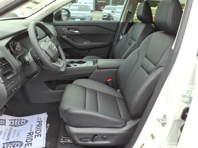 2026 Nissan Rogue 2026.5 FWD Dark Armor