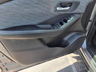 2023 Nissan Rogue FWD SV