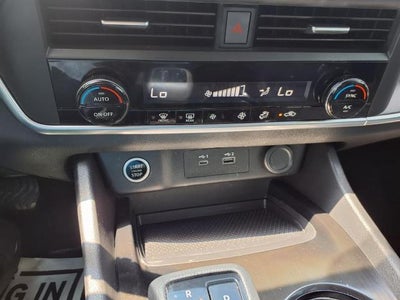 2023 Nissan Rogue FWD SV