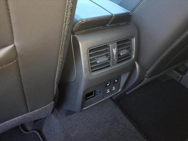 2026 Nissan Rogue AWD Platinum *Ltd Avail*