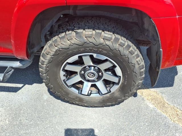 2022 Toyota 4Runner TRD Off Road 4WD (Natl)